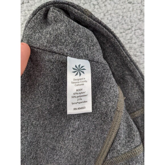 Athleta Salutation Women's size Medium Gray Capri Yoga Crop Leggings - Picture 8 of 8